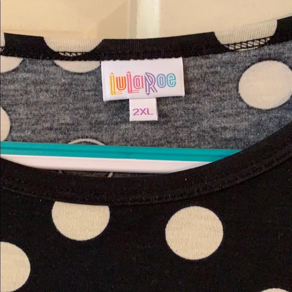 ⭐️ Lularoe Gigi Top Polka Dot 2XL - Picture 2 of 3